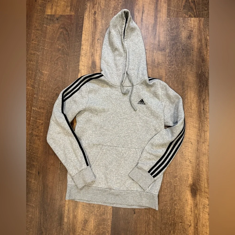 Adidas Men’s Small Sweatshirt Light Gray‎